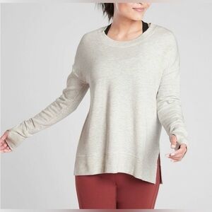 NWOT Athleta Coaster Luxe Sweater in Fog Heather Grey sz S